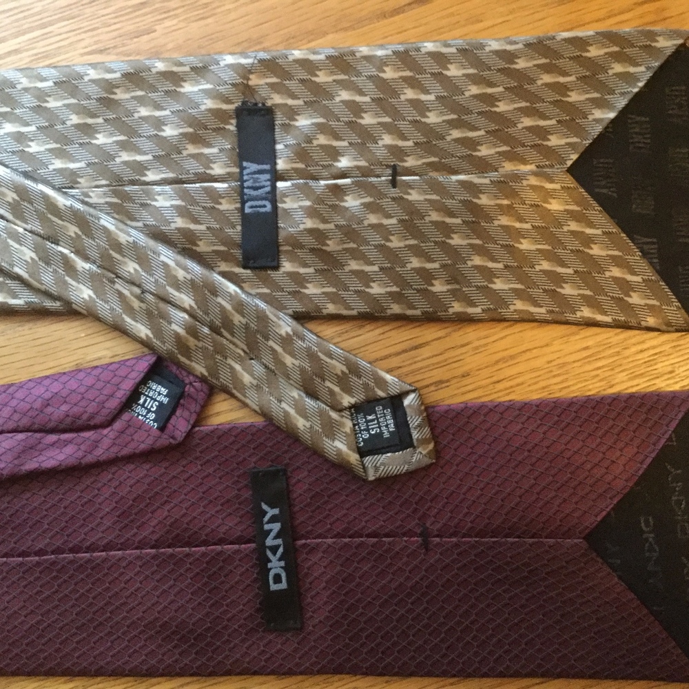 DKNY Men's silk ties